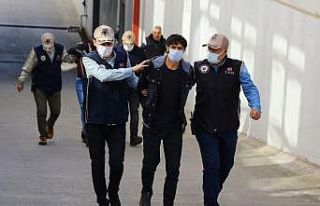 Adana’da terör örgütü YPG/PKK operasyonu: 3...