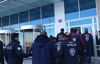Adana’da yasa dışı bahis oynatan 7 kişi tutuklandı