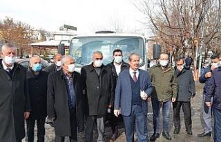 Adilcevaz Belediyesine hibe çöp toplama aracı
