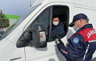 Afyonkarahisar’da polis ve jandarma denetimlere...