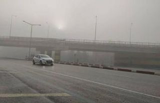 Afyonkarahisar’da sisli hava etkili oldu