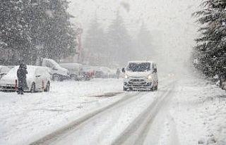 Ahlat’ta 18 köy yolu ulaşıma kapandı