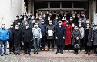 AK Parti Aydın İl Başkanı Özmen mazbatasını...