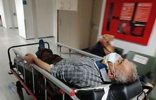 Aksaray’da kamyonet şarampole devrildi: 1 yaralı