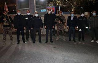 Aksoy yeni yıla polis ve sağlık çalışanları...