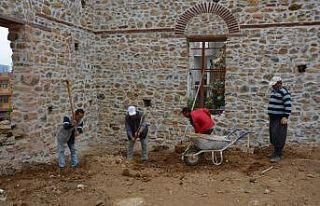 Alanya Gülevşen Camii’nin ana duvarları tamamlandı