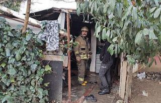 Aliybeyköy’de yangın paniği: Biri bebek 2 kişi...