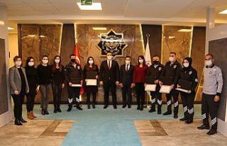 ALKÜ’de ilk kursiyerler sertifikalarını aldı