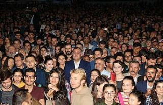 Alper Taşdelen en başarılı belediye başkanı