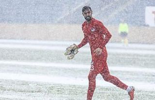 Ankaraspor - Keçiörengücü mücadelesine kar molası
