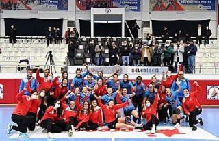 Antalya derbisinde kazanan Konyaaltı oldu