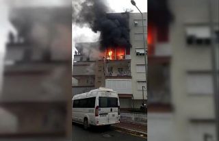 Antalya’da daire alev topuna döndü