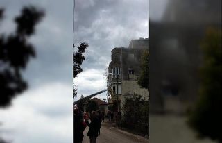 Antalya’da korkutan ev yangını