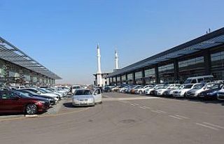 Araç fiyatlarında düşüş devam ediyor