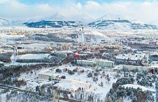 Atatürk Üniversitesi 12 Milyon ders oturumuyla ilk...
