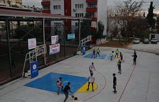 Aydın’da sokak basketbolu turnuvası renkli görüntülere...