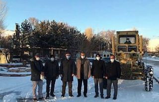 Aydıntepe Belediyesine 1 adet greyder hibe edildi