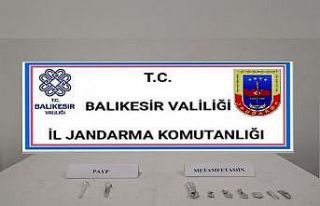 Ayvalık’ta jandarmadan uyuşturucu operasyonu