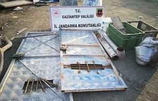 Bağevi hırsızları yakalandı