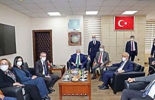 Bakan Elvan ve Binali Yıldırım’dan Başkan Gültak’a...