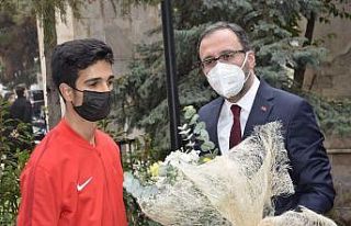 Bakan Kasapoğlu: "Birileri fitne üretecek biz...