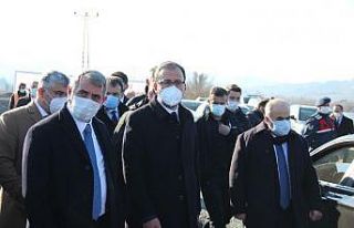 Bakan Kasapoğlu Çarşamba’da spor tesislerini...