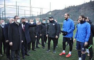 Bakan Kasapoğlu, Hekimoğlu Trabzon’u ziyaret etti