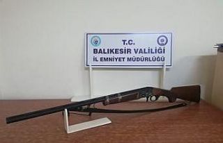 Balıkesir’de 8 aranan şahıs yakalandı