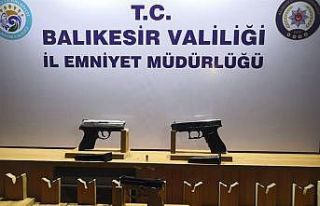 Balıkesir’de aranan 13 şahıs yakalandı