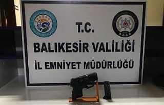 Balıkesir’de polis 23 aranan şahsı yakaladı