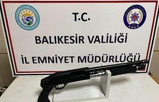 Balıkesir’de polis 7 aranan şahsı yakaladı