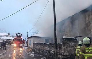 Balya’da ev yangını