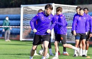 Başakşehir’de Giuliano takımla, Rafael bireysel...