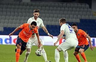 Başakşehir’de Rafael maça devam edemedi