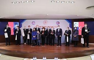 Başkale Kaymakamı Solak’a ‘yılın idarecisi’...