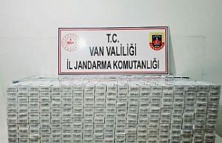 Başkale’de 10 bin paket kaçak sigara ele geçirildi
