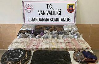 Başkale’de 62 kilo uyuşturucu ele geçirildi