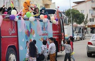 Başkan Atabay’dan Didimli miniklere sürpriz