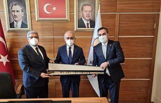 Başkan Çoban Bakan Elvan ile görüştü