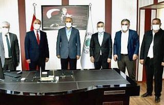 Başkan Doğru projelerini Milletvekili Kirazoğlu’na...