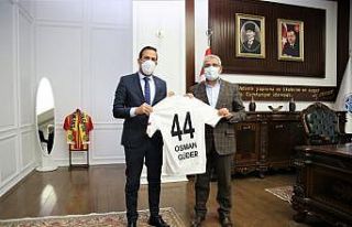 Başkan Güder’e Yeni Malatyaspor’dan anlamlı...