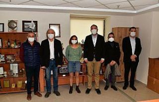 Başkan Gümrükçü’den meslek odalarına "e-Ruhsat"...