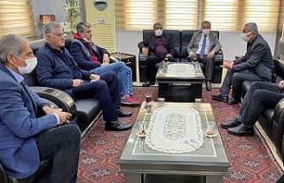 Başkan Kılınç, kooperatif başkanlarıyla bir...