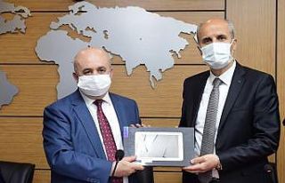 Başkan Okay’dan eğitime destek