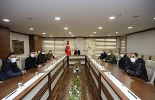 Başkan Özlü emekçinin yanında olduğunu gösterdi