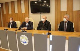 Başkan Öztürk pazarcı esnafıyla toplantı yaptı