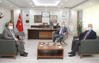 Başkan Ramazan İl Müdürü Yetim ile bir araya...