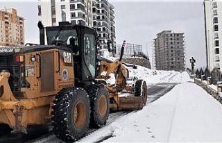 Battalgazi’de karla mücadele yoğun mücadele
