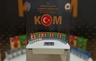 Bayburt’ta kaçak çay ve sigara ele geçirildi