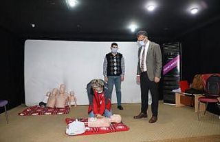 Belediye çalışanlarına ’İlk yardım eğitimi’...